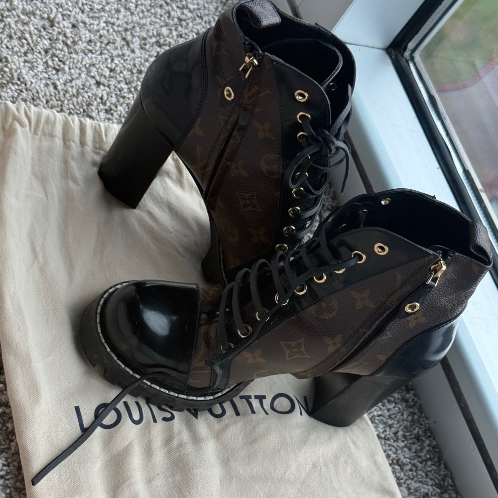 Louis Vuitton Star Trail Ankle Boots | Size 40